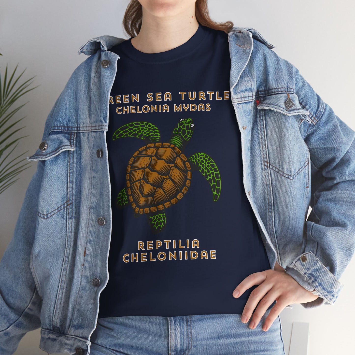 Green Sea Turtle with Scientific Names T-shirt