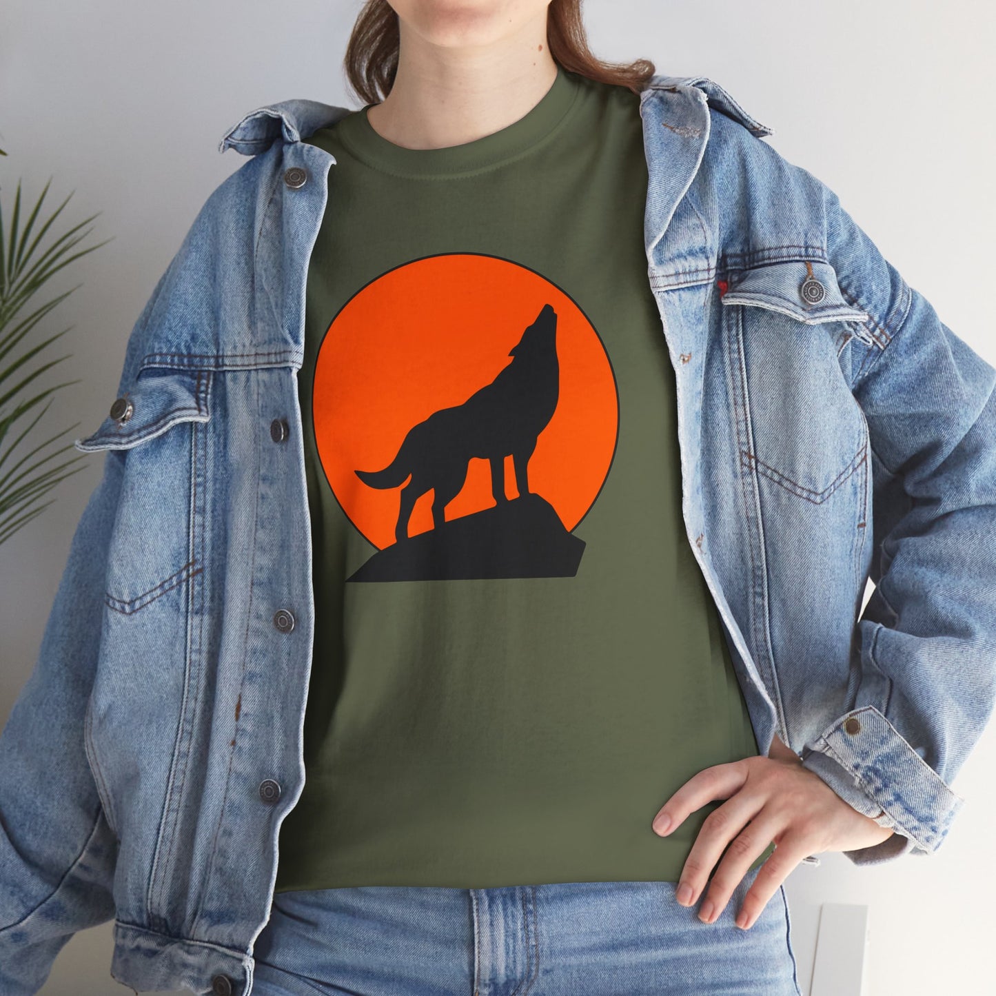 Wolf Howling T-shirt