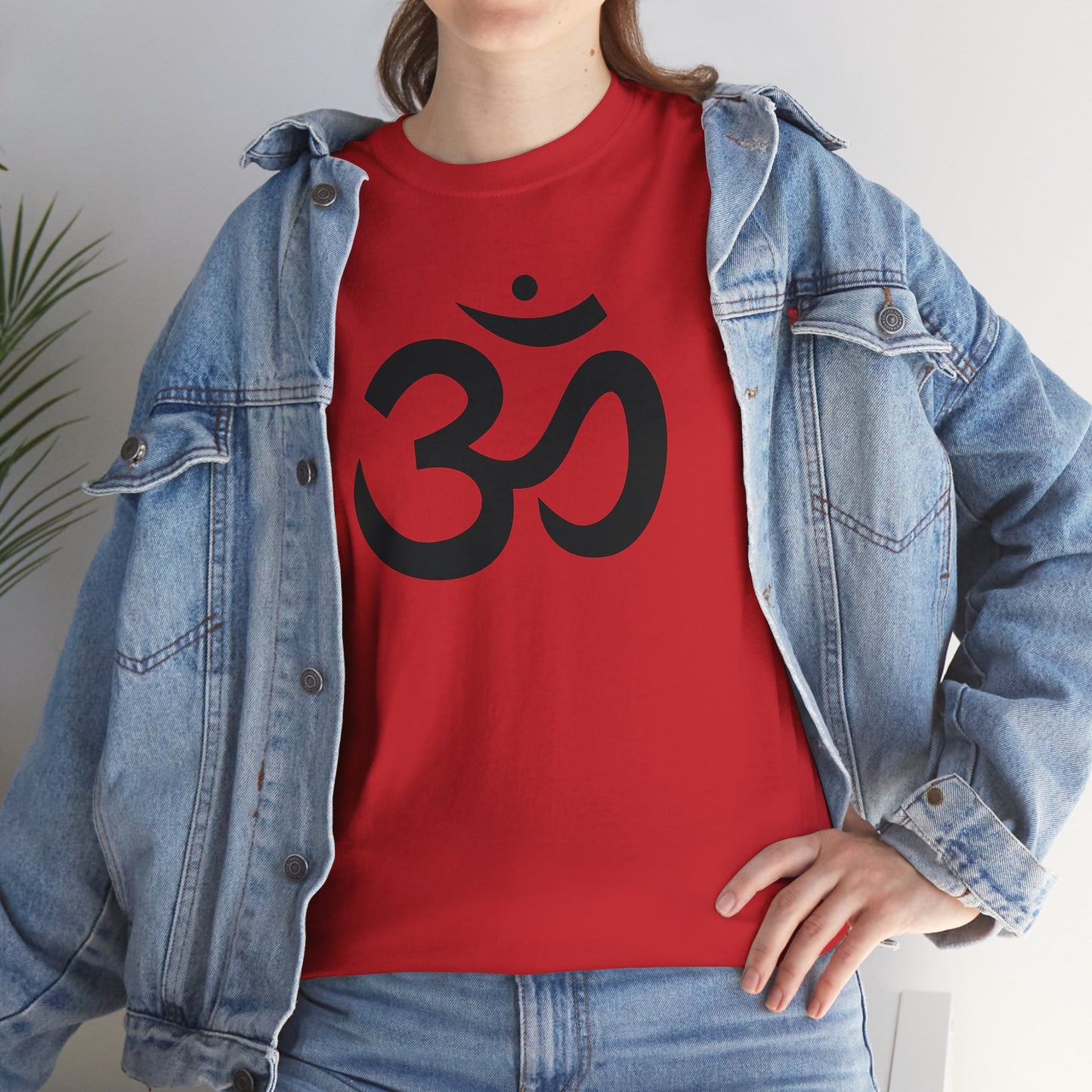 Om T-shirt