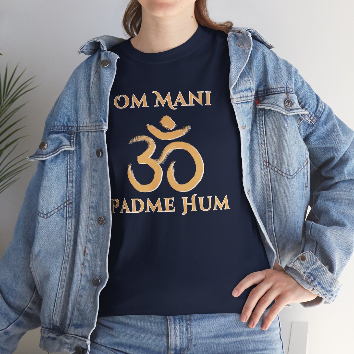 Om Mani Padme Hum v2 T-shirt