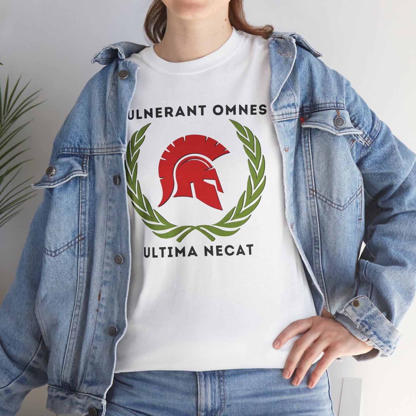 Vulnerant omnes ultima necat ("they all wound, the last kills") T-shirt