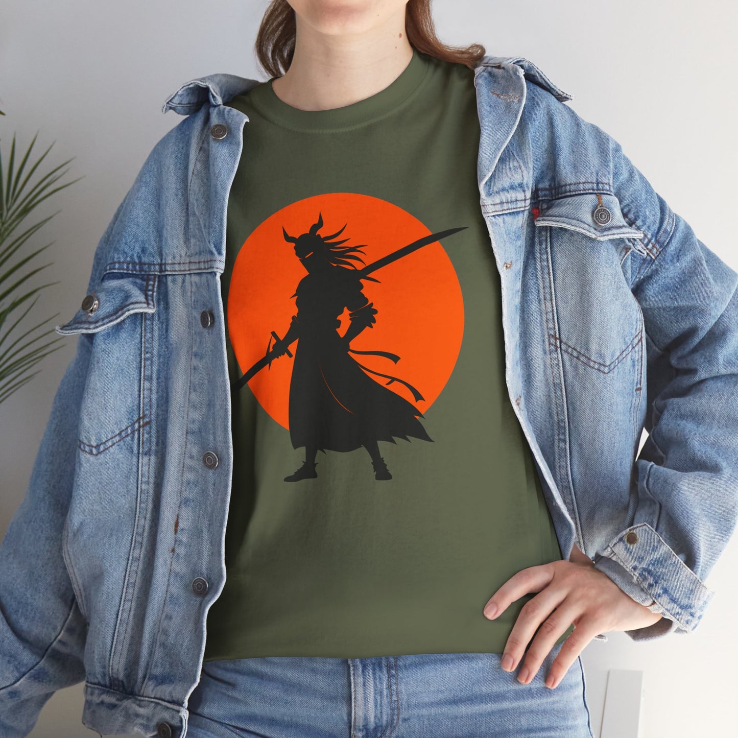 Samurai with ōdachi (long sword) T-shirt