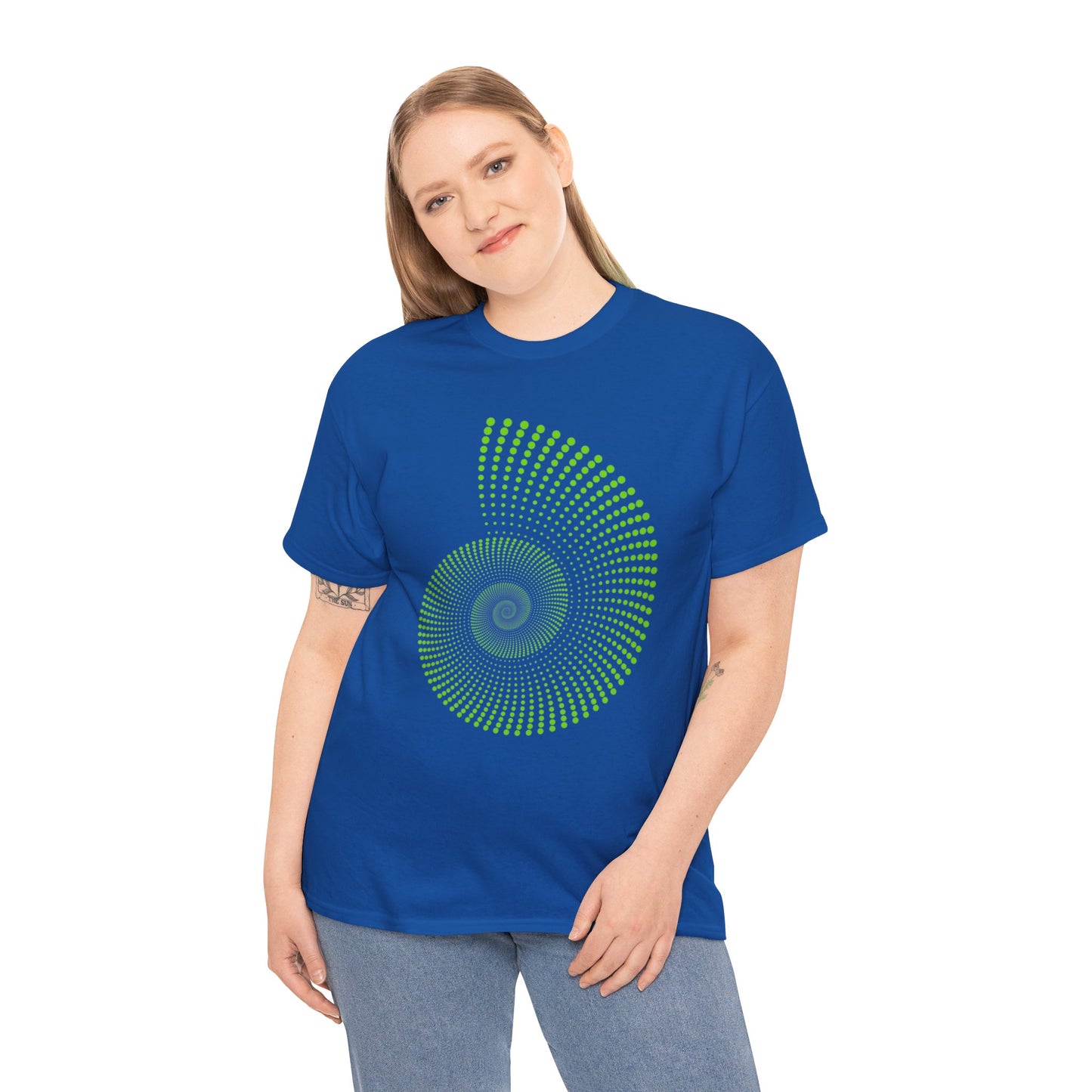 Conch Shell Abstract Design T-shirt