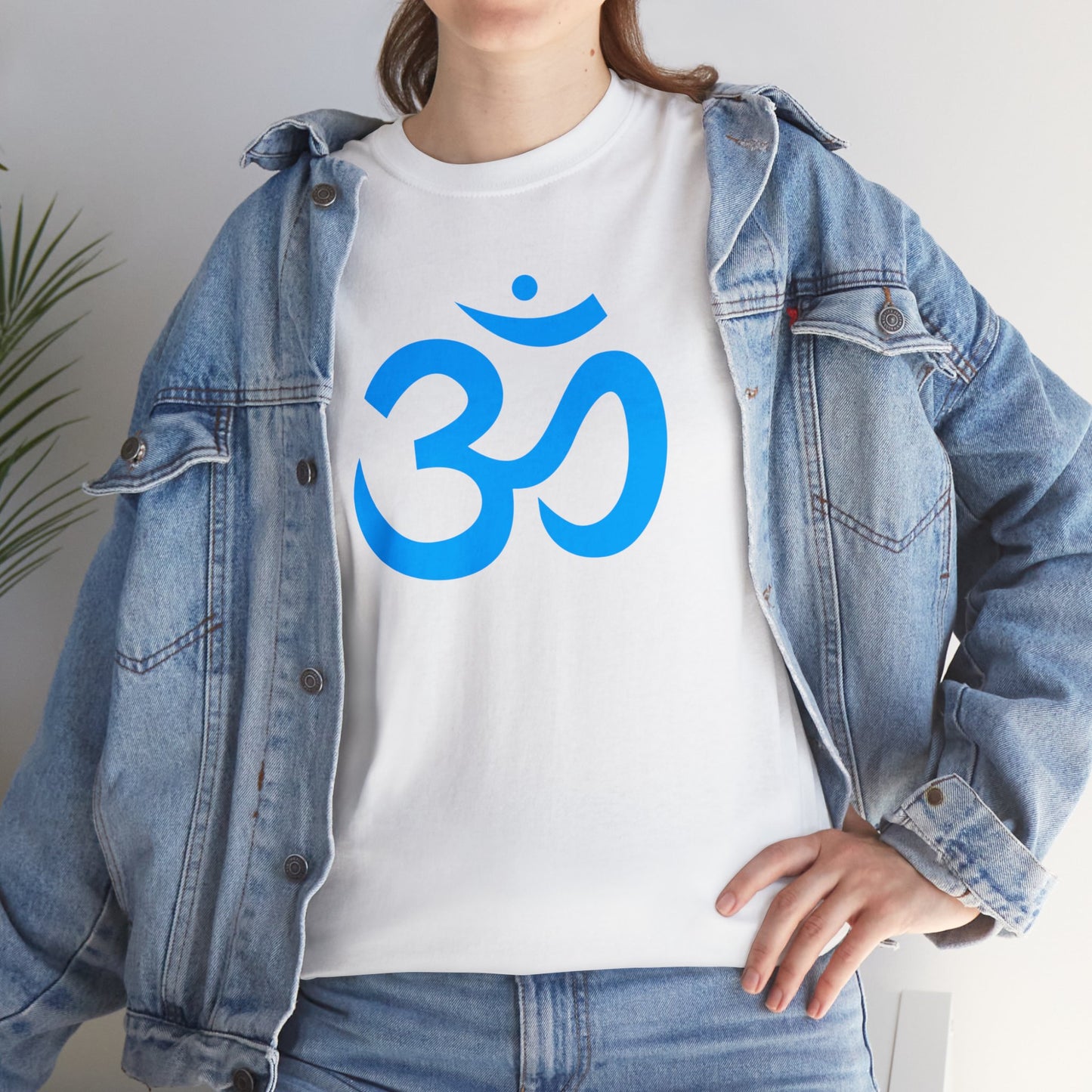 Om T-shirt